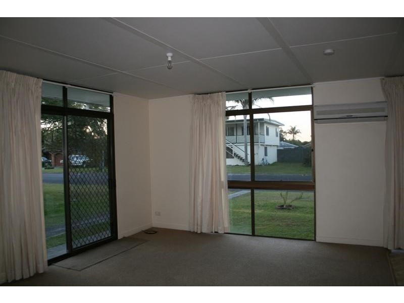 20 Telopea Ave, Yamba NSW 2464
