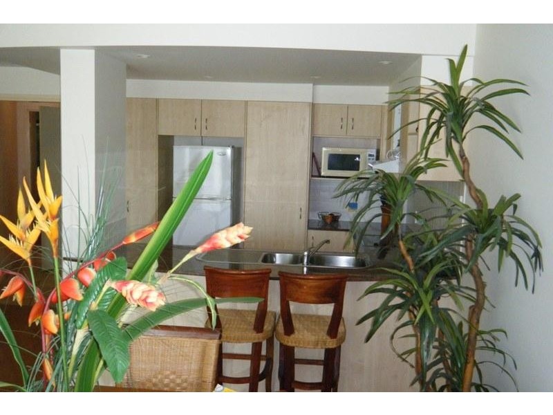 4/4 Queen  St, Yamba NSW 2464