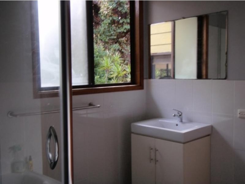 89 Lakes Bvd, Wooloweyah NSW 2464