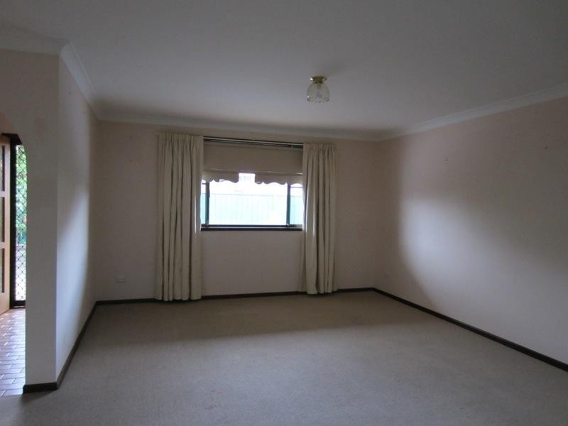 1/6 Roseland Ave, Yamba NSW 2464