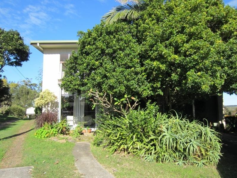 8 Shelley St, Angourie NSW 2464