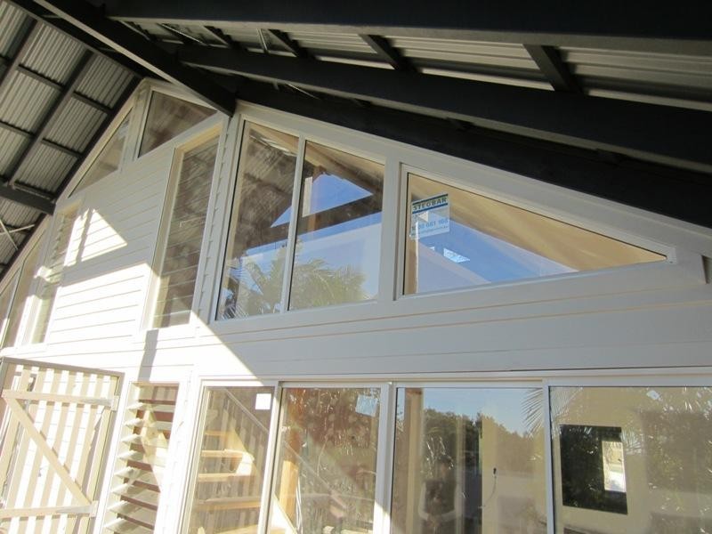 2/13-15 The Cres, Angourie NSW 2464