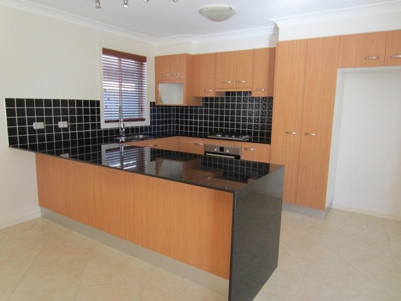 1/6 Bessy Cl, Yamba NSW 2464