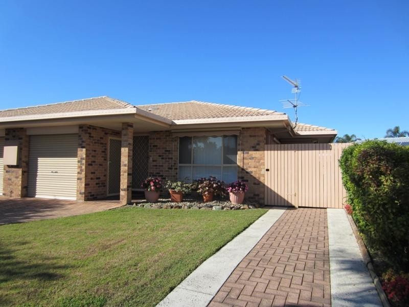 2/24 Heron  Ct, Yamba NSW 2464