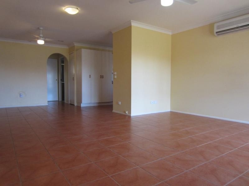 2/24 Heron  Ct, Yamba NSW 2464