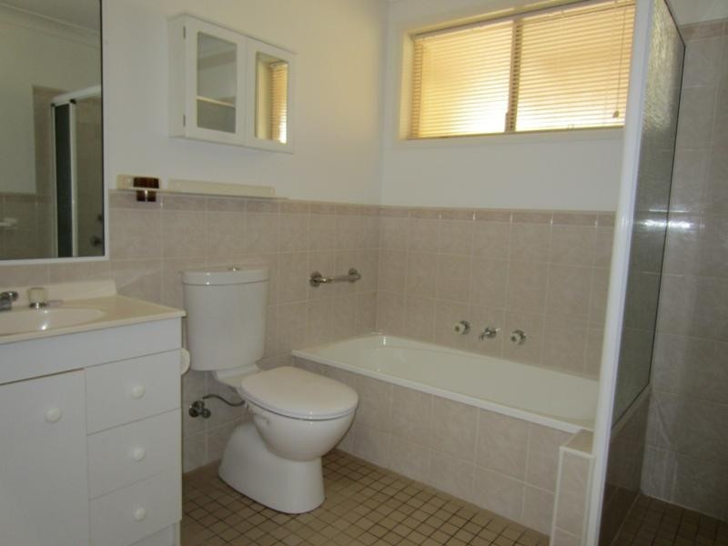 2/24 Heron  Ct, Yamba NSW 2464