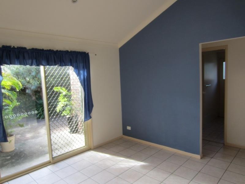 2/16 Beachside Way, Yamba NSW 2464