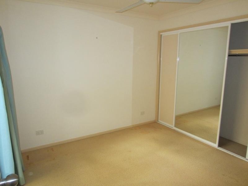 2/16 Beachside Way, Yamba NSW 2464