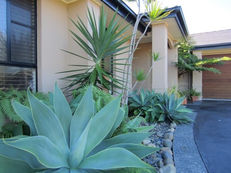 2 Taine Ct, Yamba NSW 2464