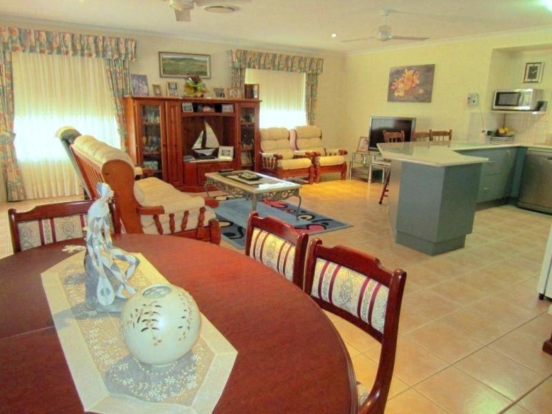 4 The Anchorage -, Yamba NSW 2464