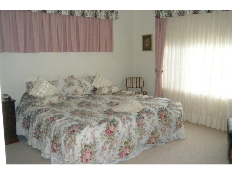 4 The Anchorage -, Yamba NSW 2464