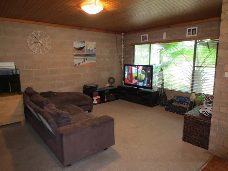 63 Shores Dr, Yamba NSW 2464