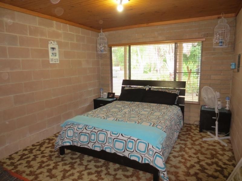 63 Shores Dr, Yamba NSW 2464