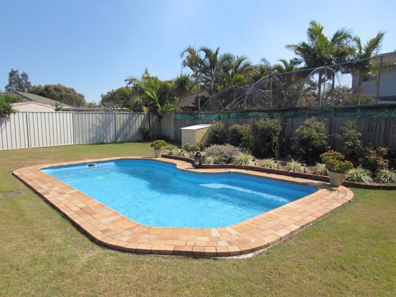 43 Osprey Dr, Yamba NSW 2464