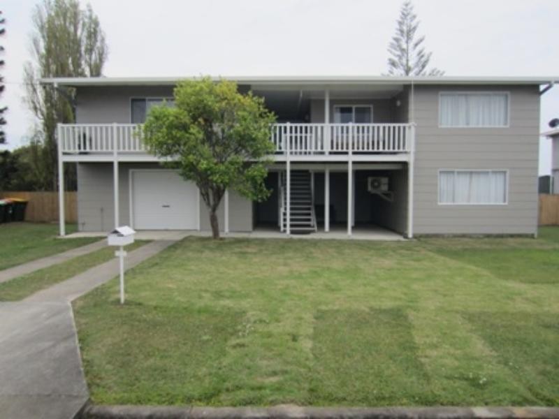 19 Yamba St, Palmers Island NSW 2463