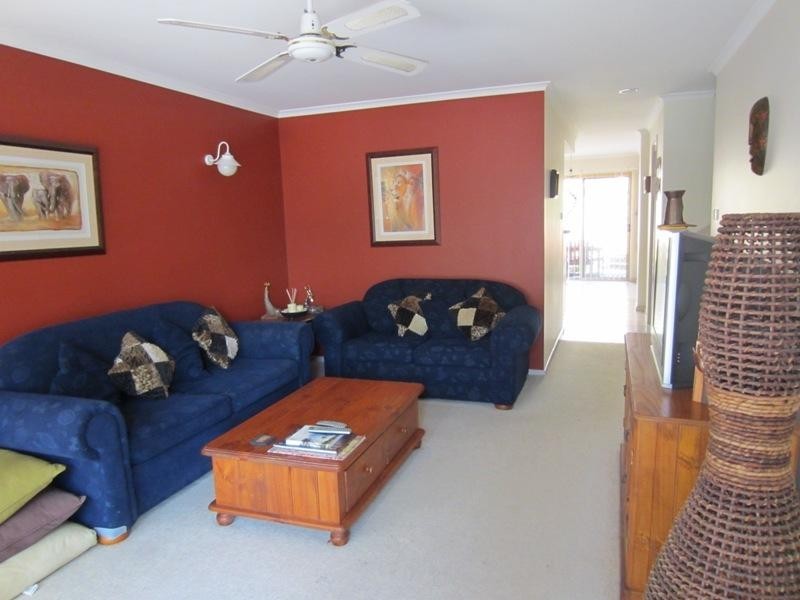 2/16 Beach St, Yamba NSW 2464