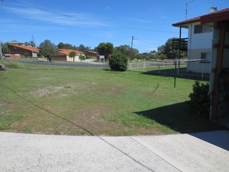 27 Queen  St, Yamba NSW 2464