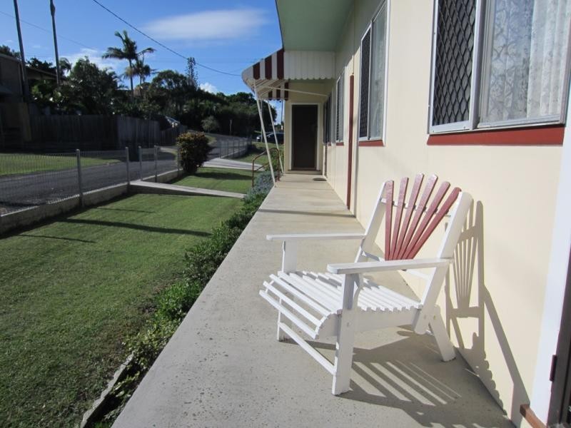 27 Queen  St, Yamba NSW 2464