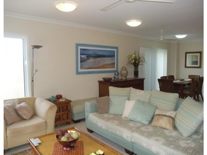 68 The Dr, Yamba NSW 2464