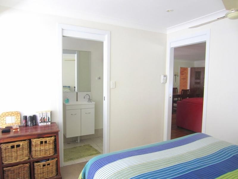 10 Susan St, Yamba NSW 2464