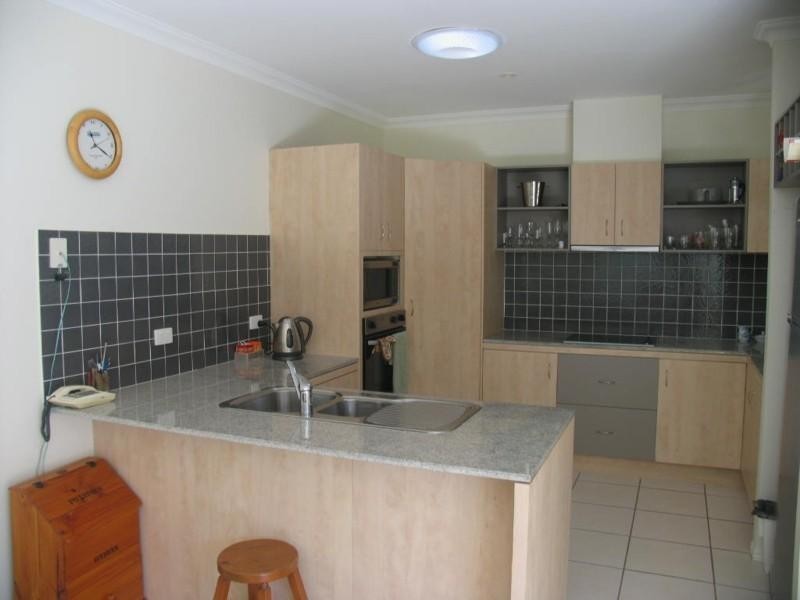 9 Oceania  Ct, Yamba NSW 2464