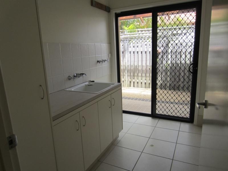 9 Oceania  Ct, Yamba NSW 2464