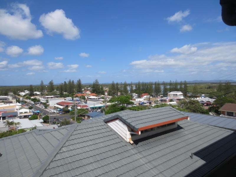 2/4 Coldstream St, Yamba NSW 2464