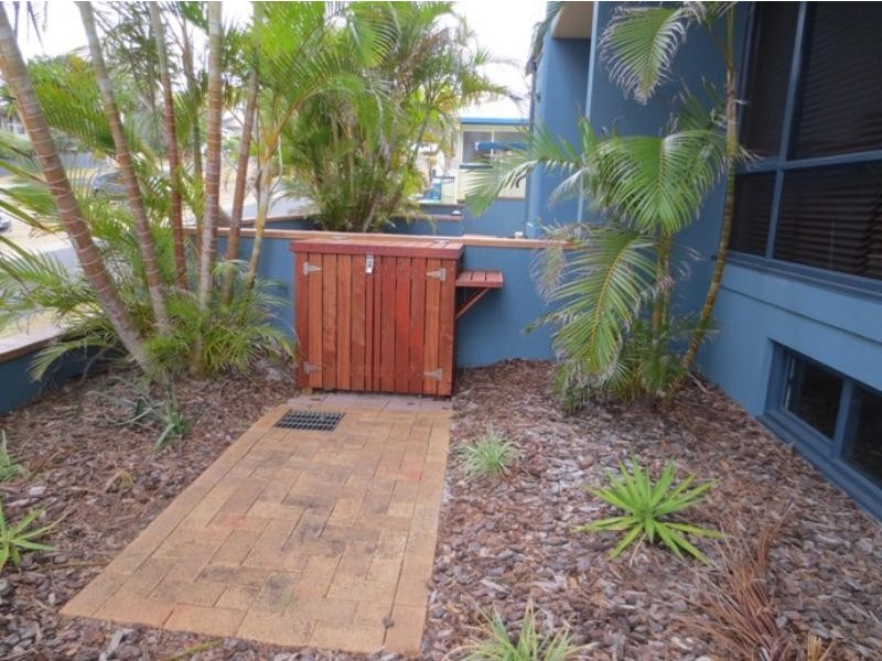 2/29 Clarence St, Yamba NSW 2464