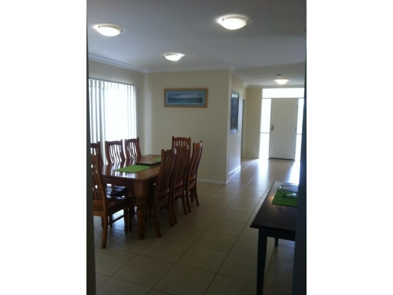 77 The Drive -, Yamba NSW 2464
