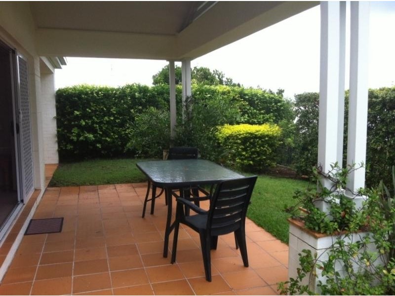 77 The Drive -, Yamba NSW 2464