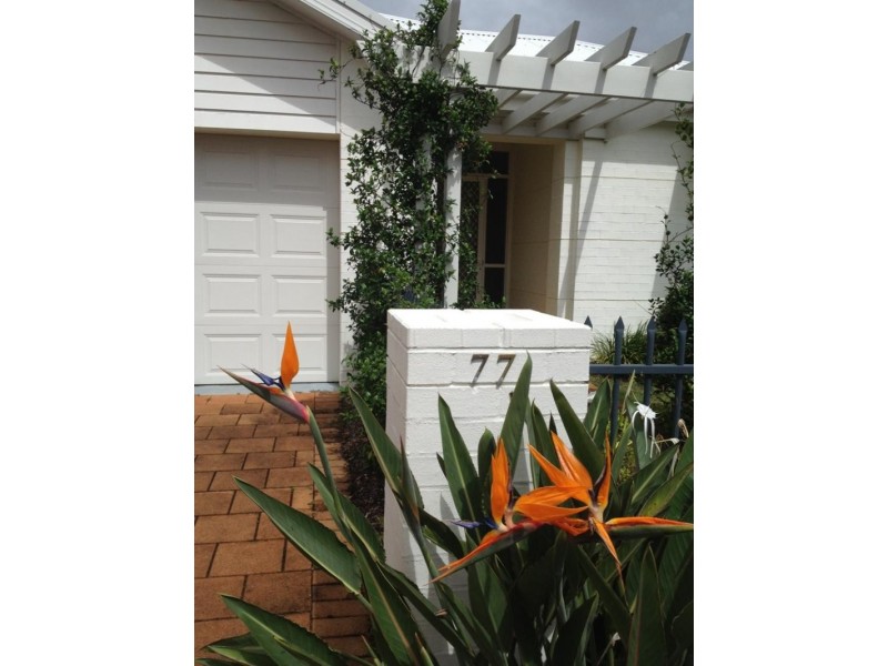 77 The Drive -, Yamba NSW 2464