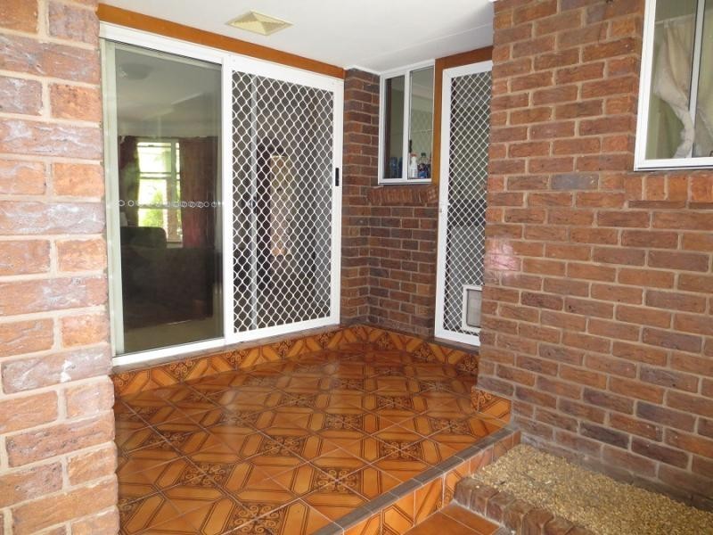 3 Roselands Ave, Yamba NSW 2464