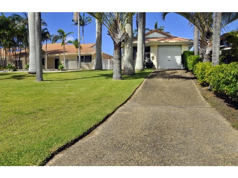 38 Palm Tce, Yamba NSW 2464