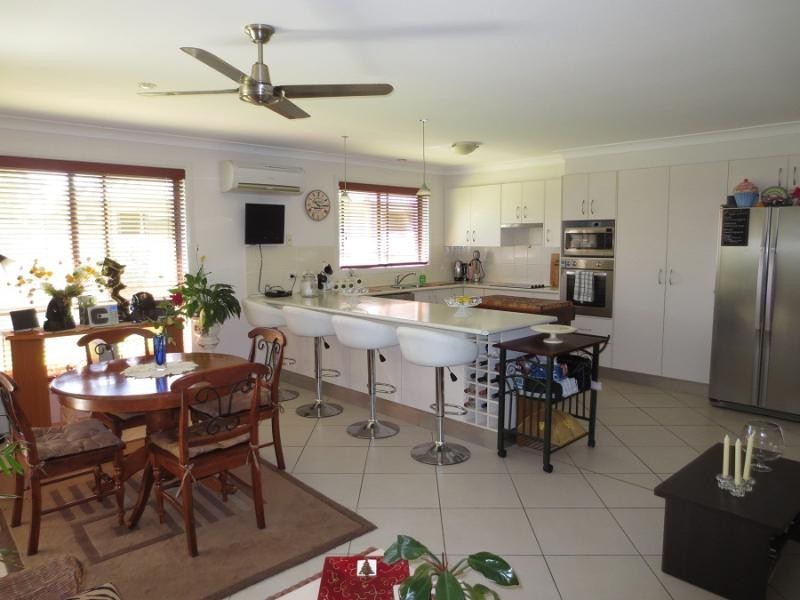 3 Investigators Pl, Yamba NSW 2464