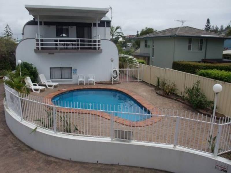 1/7 Pacific Pde, Yamba NSW 2464