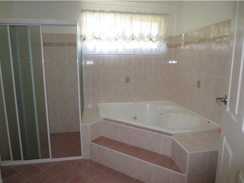 37 Orion Dr, Yamba NSW 2464