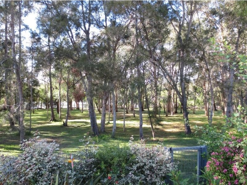 37 Orion Dr, Yamba NSW 2464