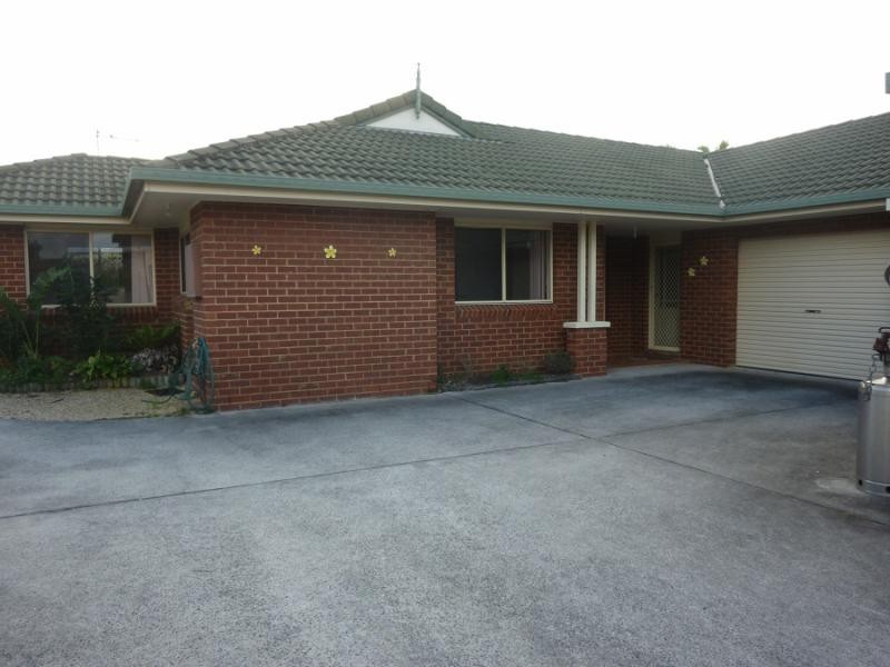 2/6 Daring Cl, Yamba NSW 2464