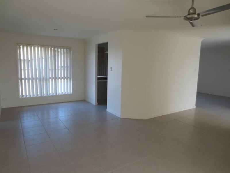 3/24 Kookaburra Ct, Yamba NSW 2464