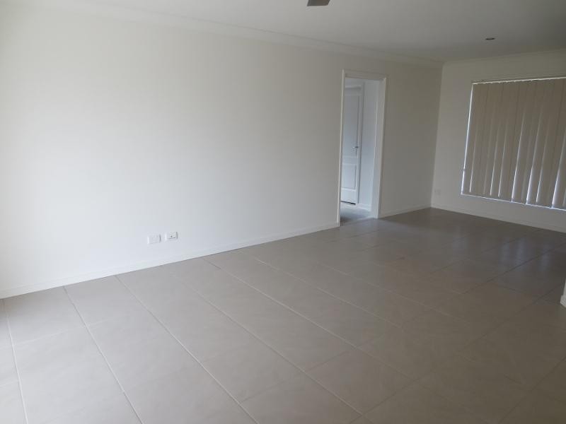 1/24 Kookaburra Ct, Yamba NSW 2464