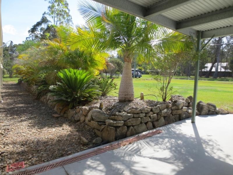 7 Kookaburra Ct, Woombah NSW 2469
