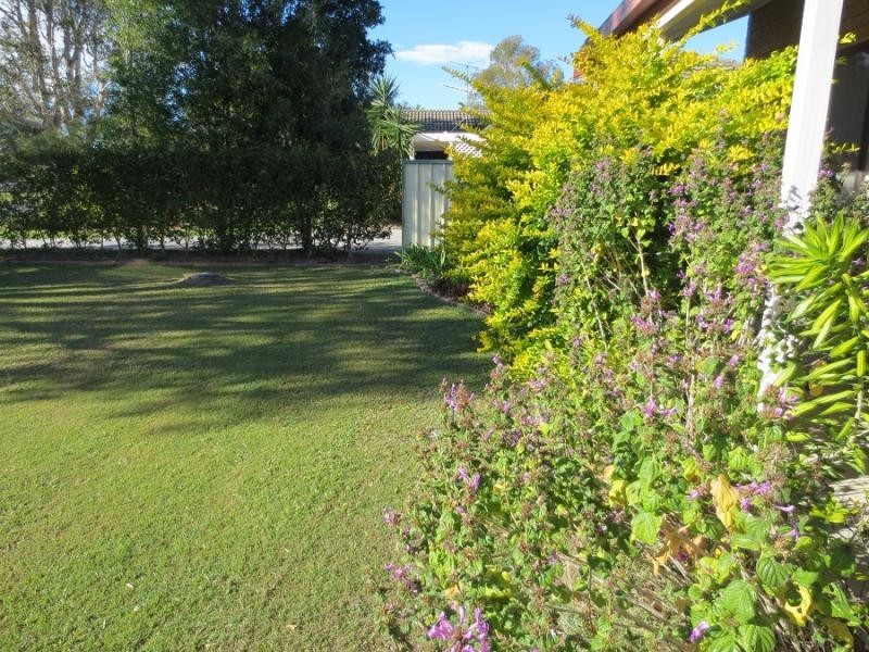 1 Westringia Pl, Yamba NSW 2464