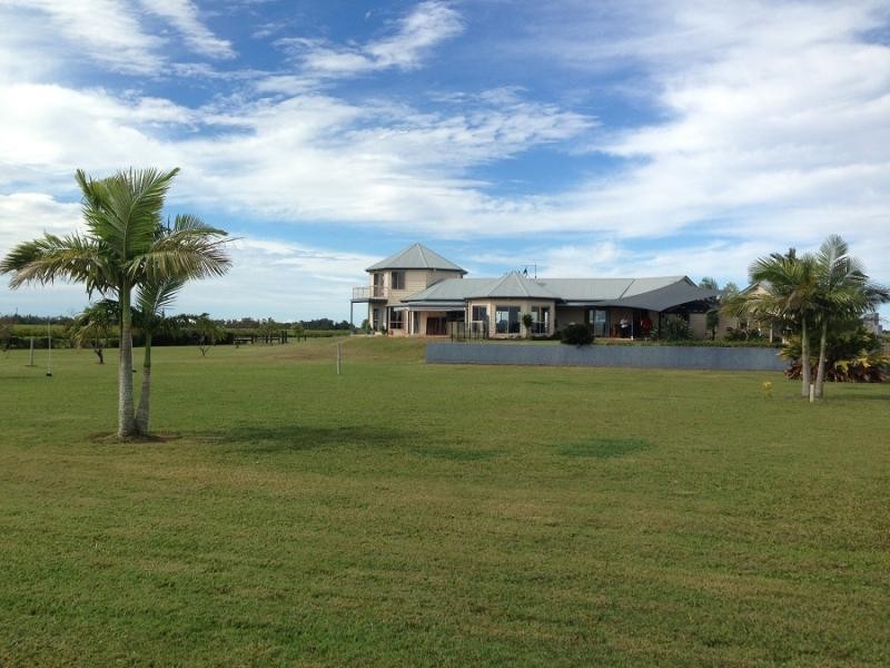 12 Gillies Lane, Palmers Island NSW 2463