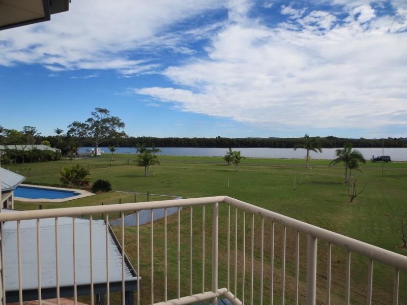 12 Gillies Lane, Palmers Island NSW 2463