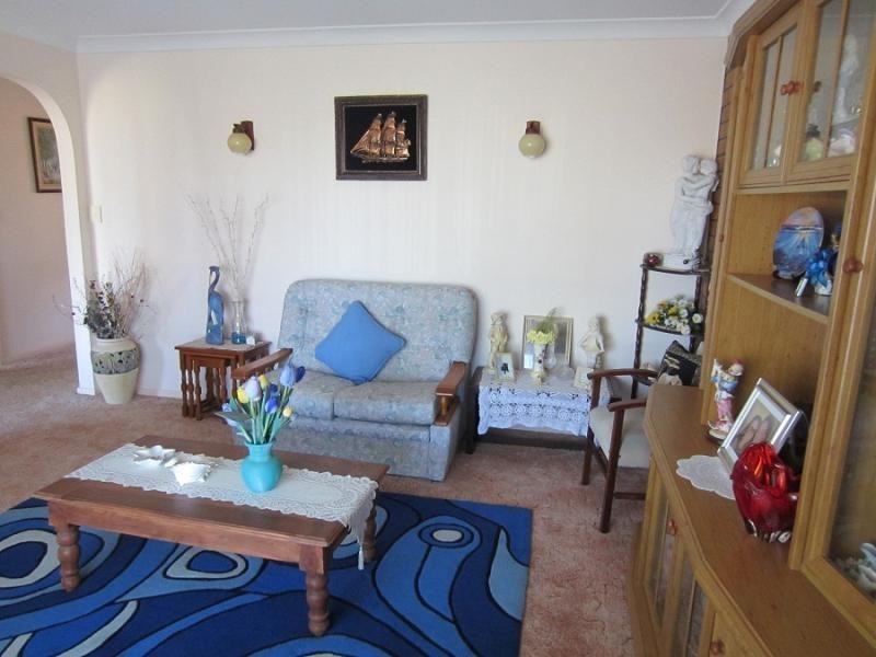 13 Hakea Ave, Yamba NSW 2464