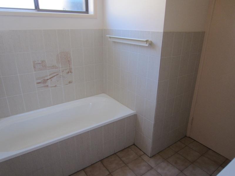 13 Hakea Ave, Yamba NSW 2464