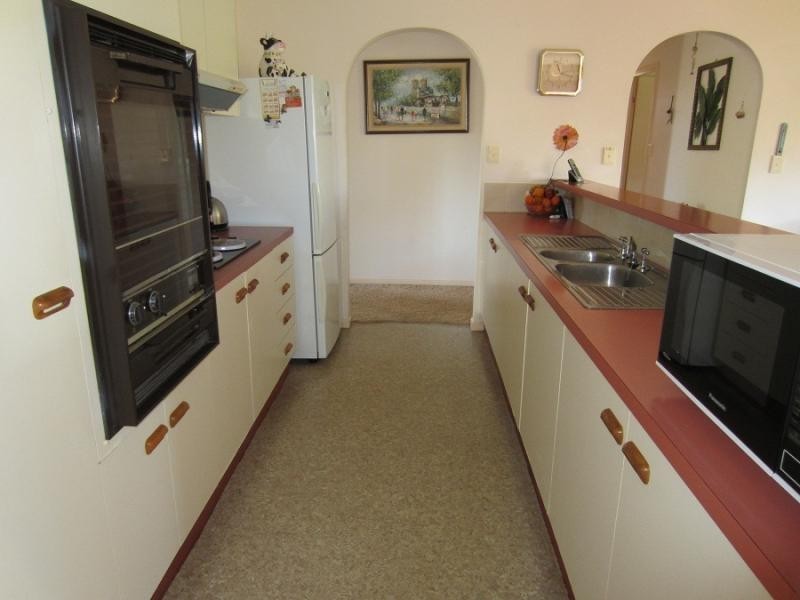 13 Hakea Ave, Yamba NSW 2464