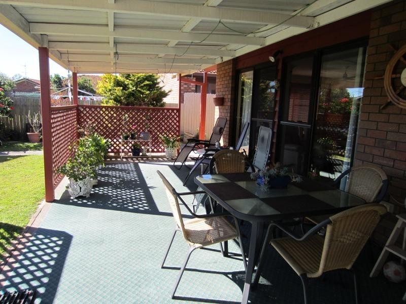 13 Hakea Ave, Yamba NSW 2464