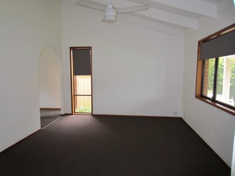 10 Binnacle Ct, Yamba NSW 2464