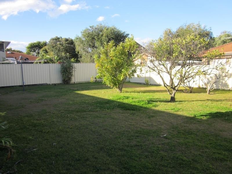 10 Binnacle Ct, Yamba NSW 2464